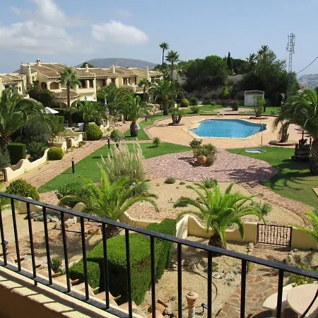 Mediterranes Reihenhaus Mit Gemeinschaftspool Und Meerblick Holiday home *