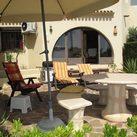 Holiday home Mediterranes Reihenhaus Mit Gemeinschaftspool Und Meerblick Teulada