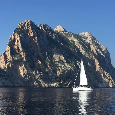 Holiday home Mediterranes Reihenhaus Mit Gemeinschaftspool Und Meerblick